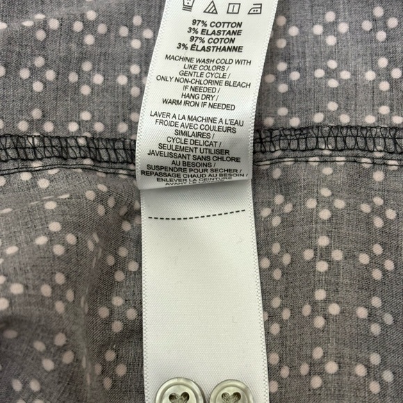 UNTUCKit Mikael Long Sleeve Shirt Dress in a Black White Geometric Dot Pattern - Picture 11 of 11